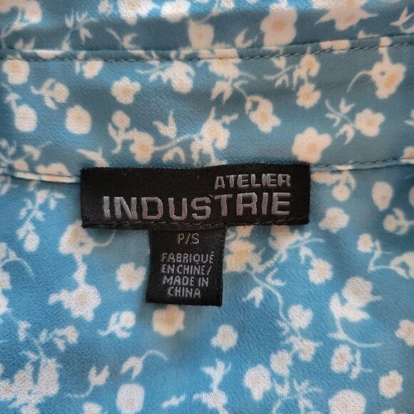 Atelier Short Sleeve Floral Blouse - Picture 6 of 7